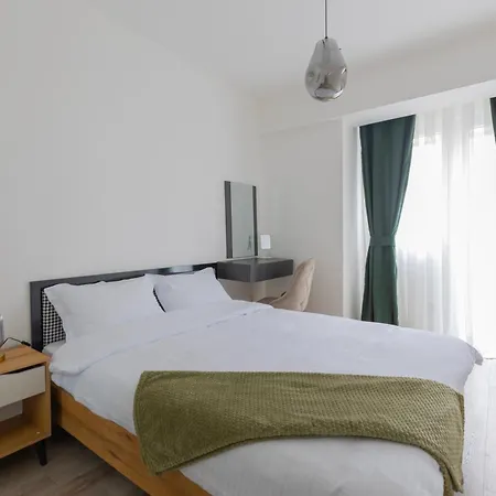 Liri's Premium * スコピエ